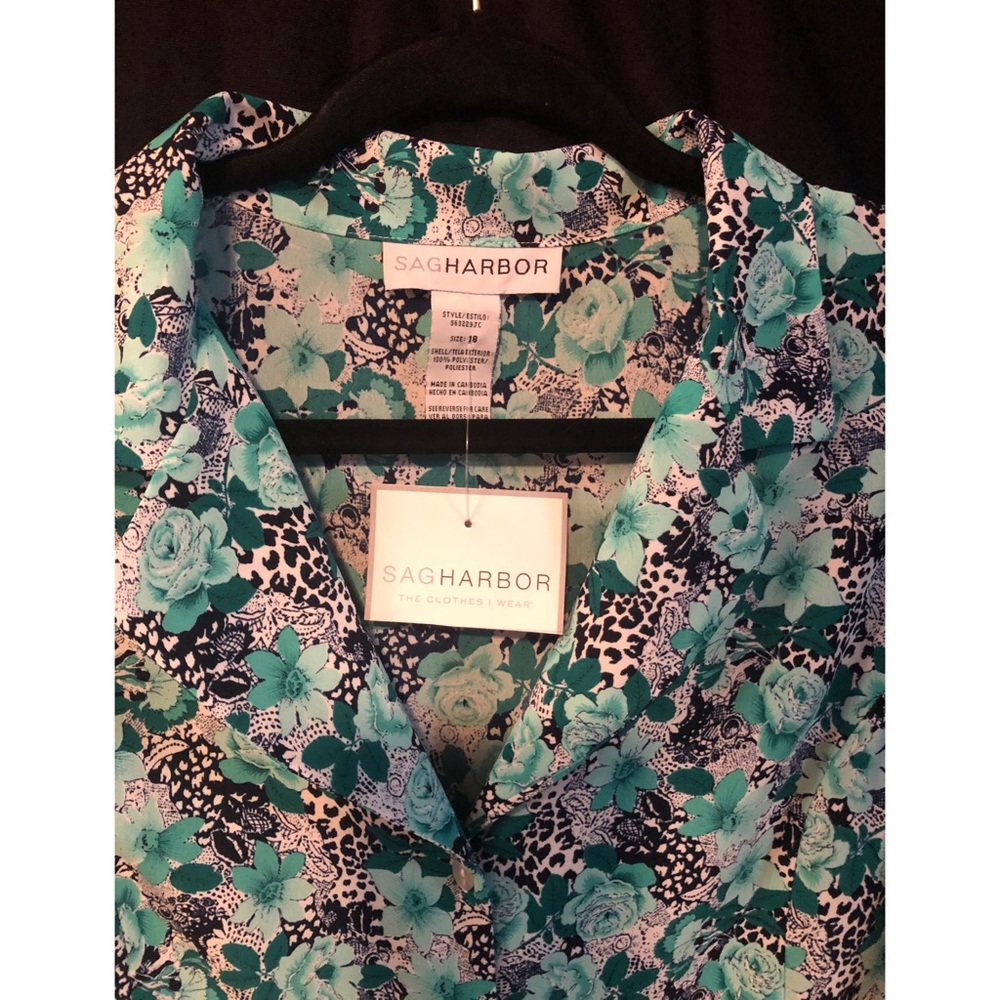 Blouse-Sag Harbor - Picture 2 of 4